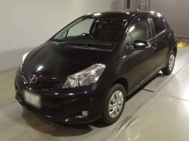 4044 TOYOTA VITZ NSP135 2014 г. (TAA Tohoku)