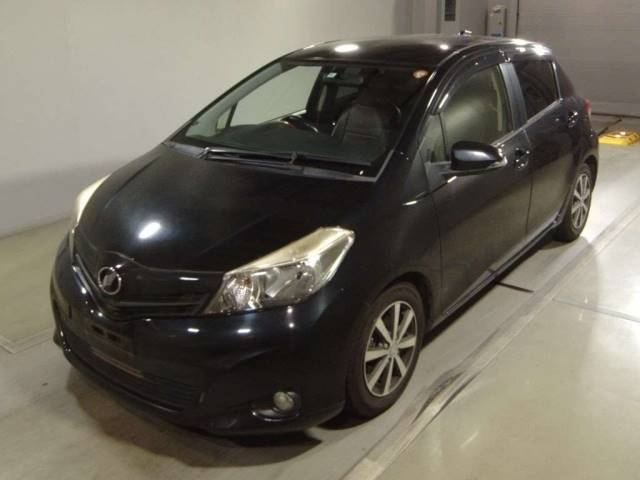 4052 TOYOTA VITZ KSP130 2012 г. (TAA Tohoku)