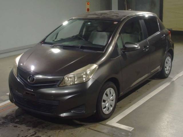 4158 TOYOTA VITZ NSP130 2012 г. (TAA Hiroshima)