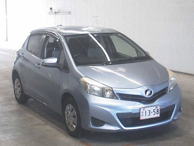 4604 TOYOTA VITZ NSP130 2011 г. (JU Ibaraki)