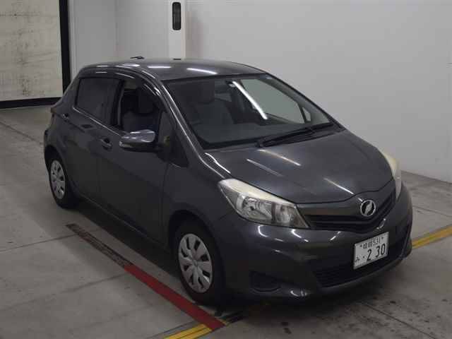 60257 TOYOTA VITZ NSP130 2011 г. (MIRIVE Osaka)