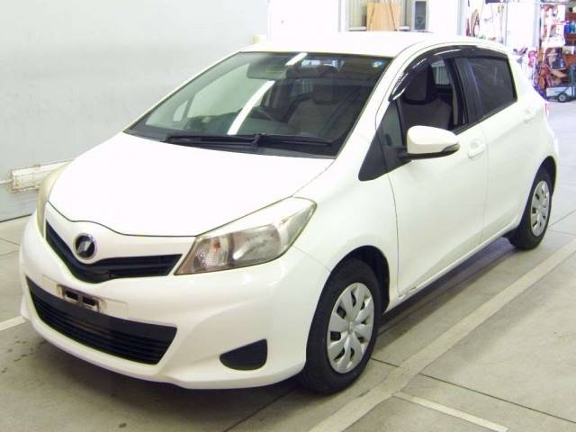 70069 TOYOTA VITZ NSP130 2012 г. (TAA Chubu)