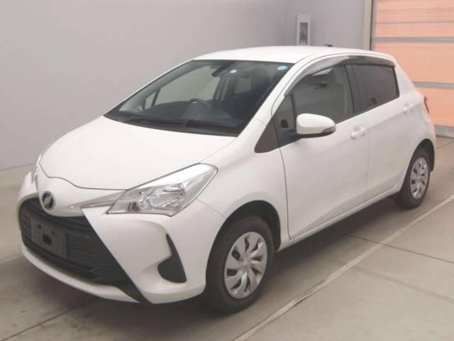 70082 TOYOTA VITZ NSP135 2018 г. (TAA Kantou)