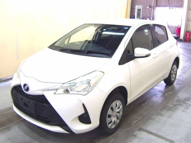 70230 TOYOTA VITZ NSP135 2019 г. (TAA Tohoku)