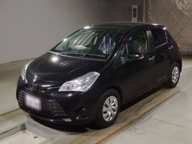 80076 TOYOTA VITZ NSP130 2017 г. (TAA Kinki)