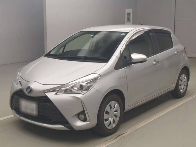 82039 TOYOTA VITZ NHP130 2019 г. (TAA Kantou)