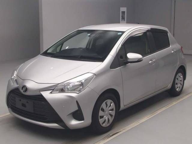 82044 TOYOTA VITZ NSP130 2018 г. (TAA Chubu)