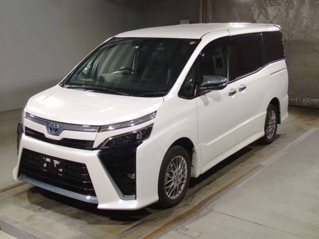 2088 TOYOTA VOXY ZWR80W 2021 г. (TAA Kinki)