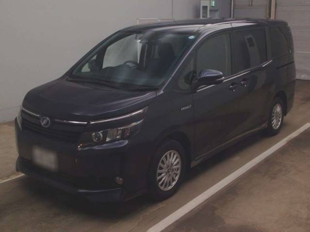 2128 TOYOTA VOXY ZWR80G 2016 г. (TAA Kantou)