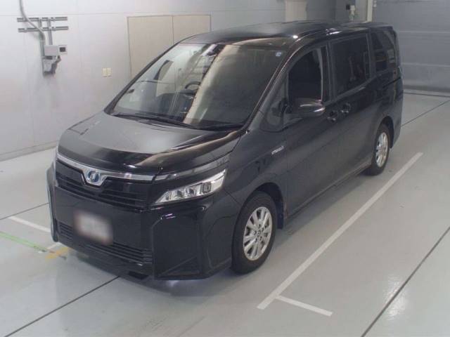 30389 TOYOTA VOXY ZWR80G 2017 г. (CAA Chubu)