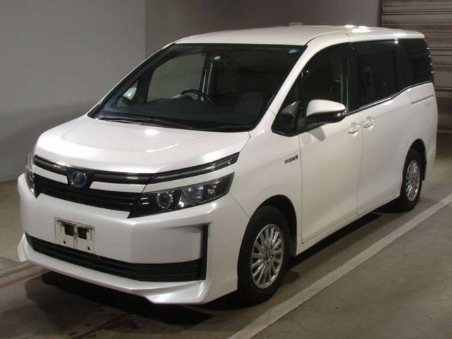 6031 TOYOTA VOXY ZWR80G 2014 г. (TAA Chubu)