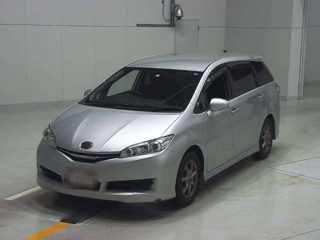 30367 TOYOTA WISH ZGE20G 2012 г. (CAA Chubu)