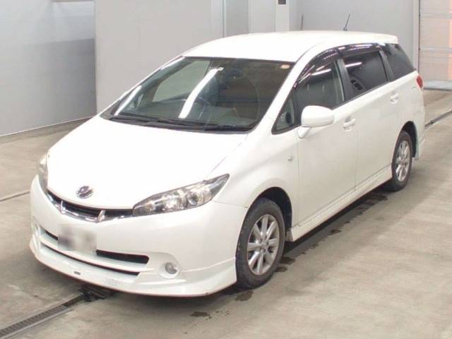 5518 TOYOTA WISH ZGE25W 2011 г. (CAA Tohoku)