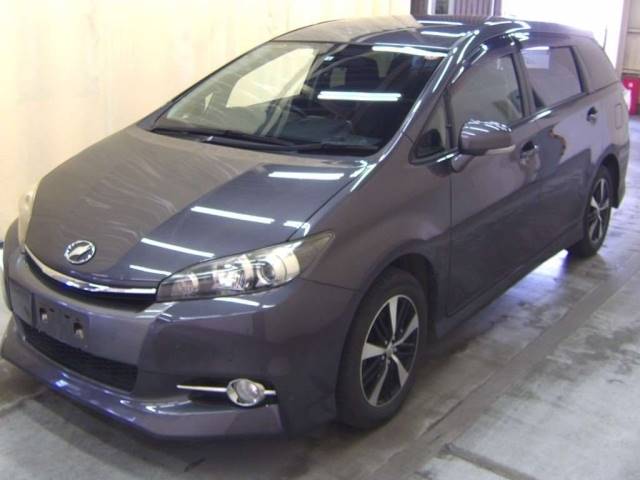 70199 TOYOTA WISH ZGE20W 2014 г. (TAA Tohoku)