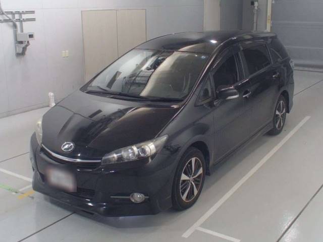 90340 TOYOTA WISH ZGE20W 2013 г. (CAA Chubu)