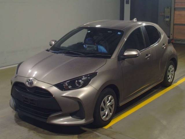 12358 TOYOTA YARIS MXPA10 2020 г. (TAA Yokohama)