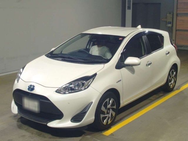 12665 Toyota Aqua NHP10 2020 г. (TAA Yokohama)