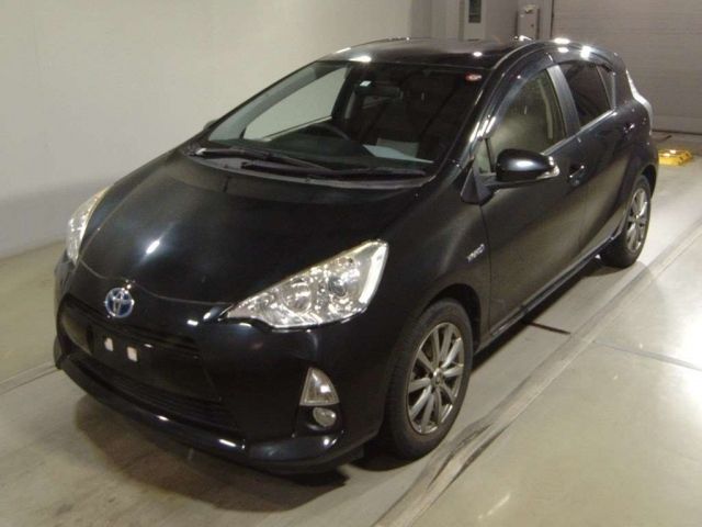 148 Toyota Aqua NHP10 2014 г. (TAA Tohoku)