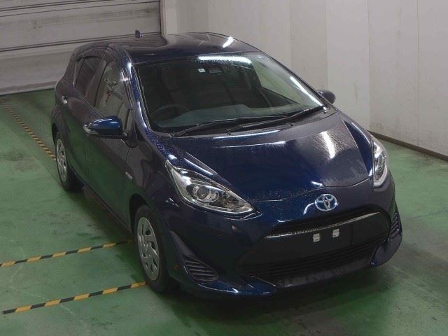 1537 Toyota Aqua NHP10 2018 г. (JU Niigata)