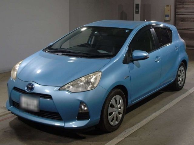 2185 Toyota Aqua NHP10 2013 г. (TAA Chubu)