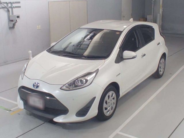 30151 Toyota Aqua NHP10 2018 г. (CAA Chubu)