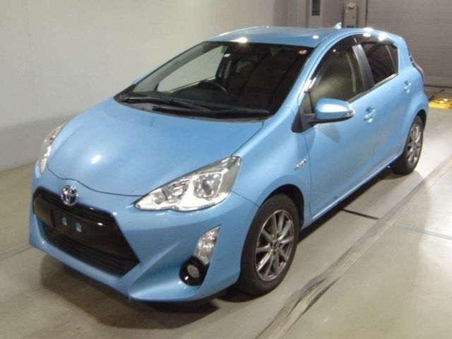 31 Toyota Aqua NHP10 2016 г. (TAA Tohoku)