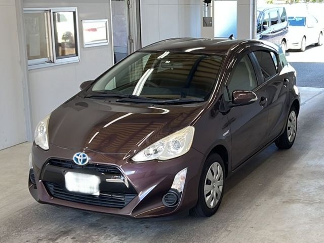 3508 Toyota Aqua NHP10 2015 г. (KCAA Minami Kyushu)