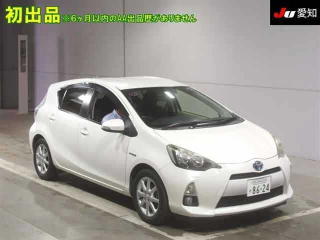 4064 Toyota Aqua NHP10 2013 г. (JU Aichi)