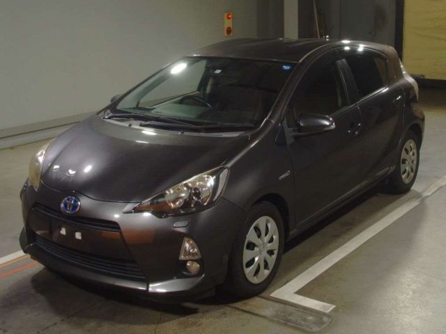 4151 Toyota Aqua NHP10 2012 г. (TAA Hiroshima)