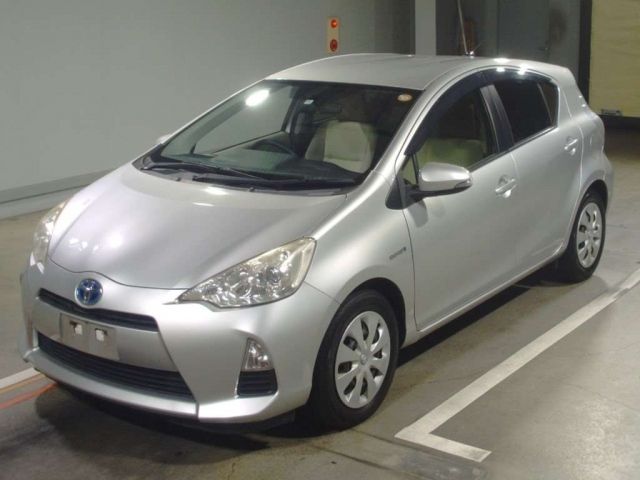 4449 Toyota Aqua NHP10 2012 г. (TAA Hiroshima)