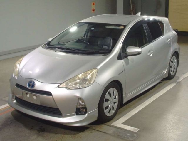 4663 Toyota Aqua NHP10 2012 г. (TAA Hiroshima)