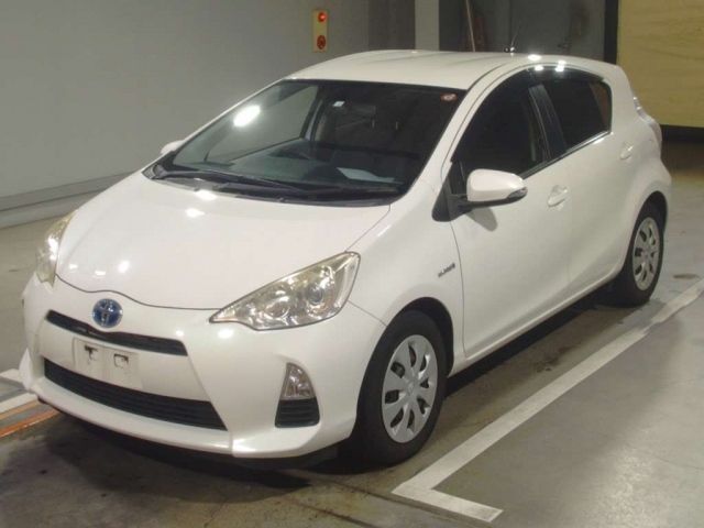 4760 Toyota Aqua NHP10 2012 г. (TAA Hiroshima)