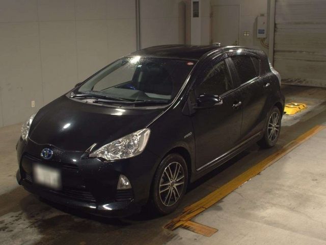 4836 Toyota Aqua NHP10 2014 г. (TAA Kyushu)