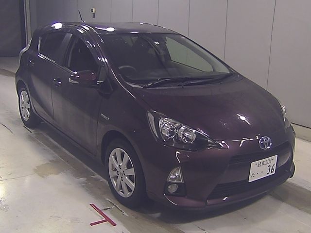 55065 Toyota Aqua NHP10 2014 г. (Honda Nagoya)