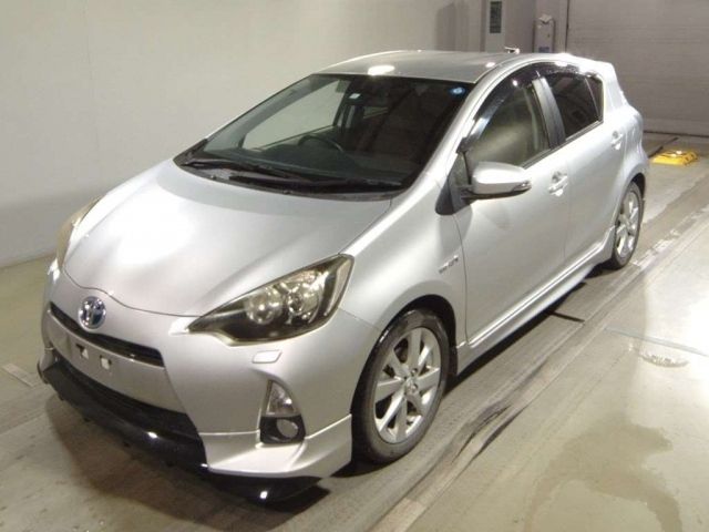 6007 Toyota Aqua NHP10 2012 г. (TAA Tohoku)