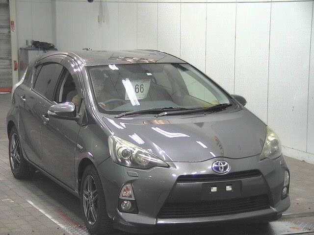 66 Toyota Aqua NHP10 2011 г. (JU Fukushima)