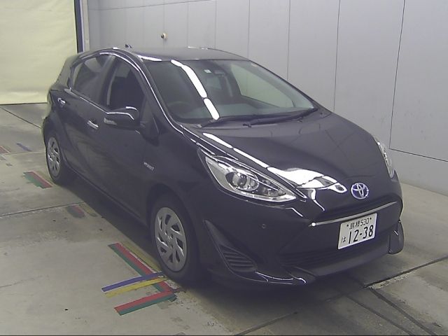 80133 Toyota Aqua NHP10 2018 г. (Honda Kansai)