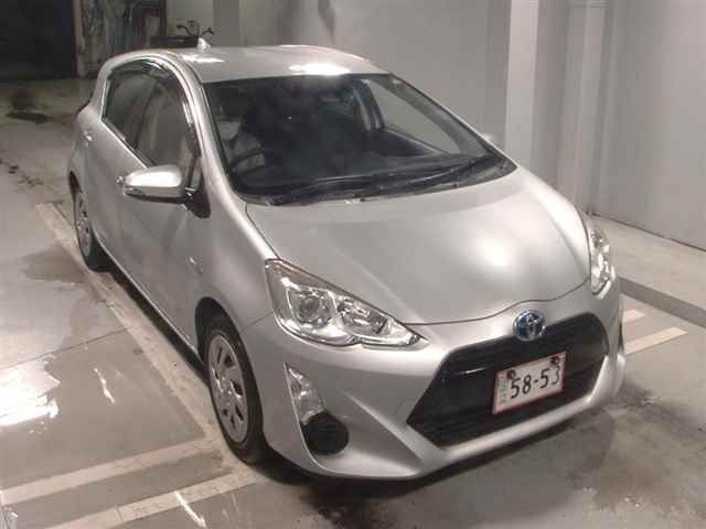 8028 Toyota Aqua NHP10 2016 г. (JU Tokyo)