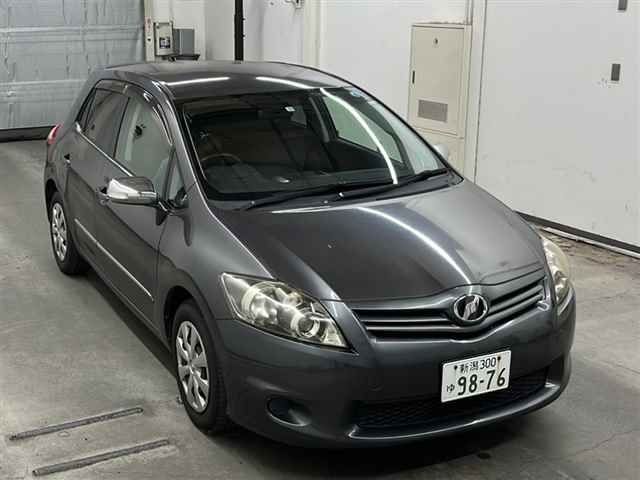 65610 Toyota Auris NZE151H 2011 г. (MIRIVE Saitama)