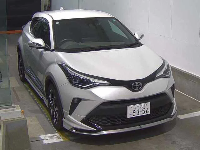 Toyota C-HR NGX50 2023