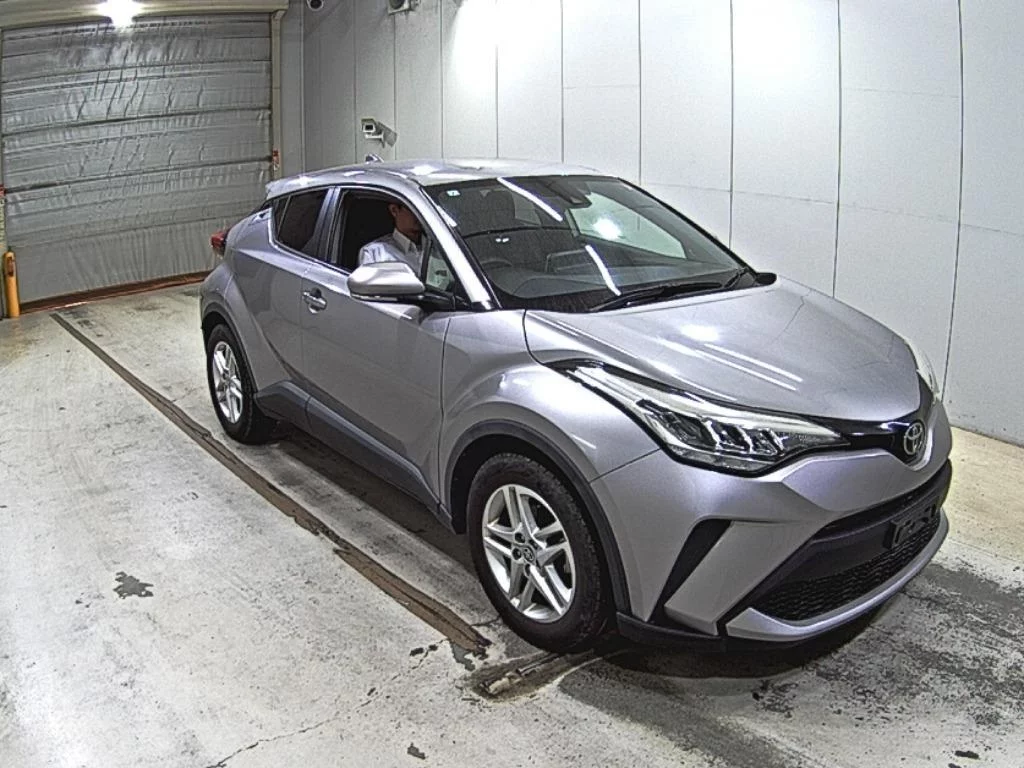 Toyota C-HR NGX50 2020