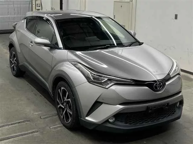 Toyota C-HR NGX50 2018