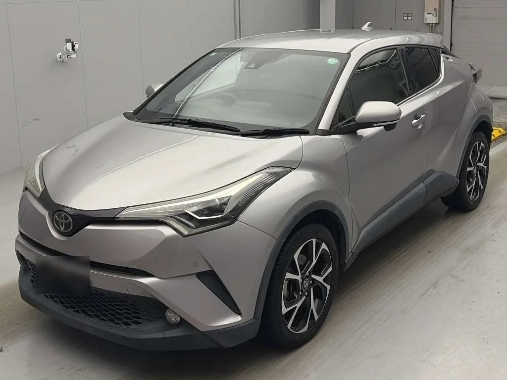 Toyota C-HR NGX50 2021
