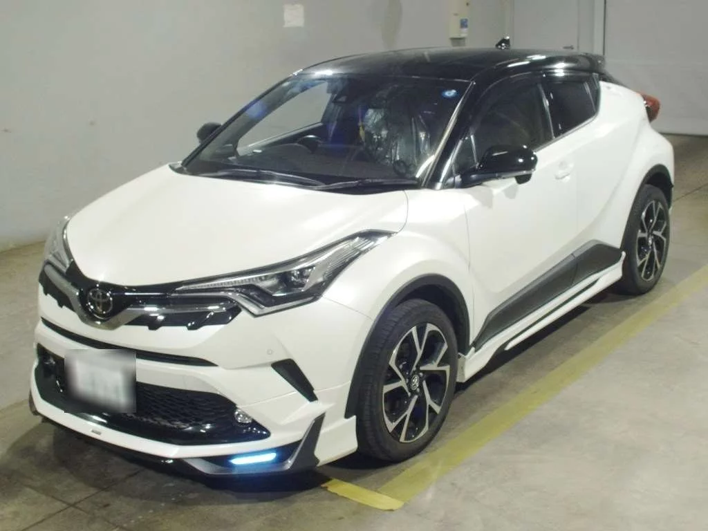 Toyota C-HR NGX50 2019