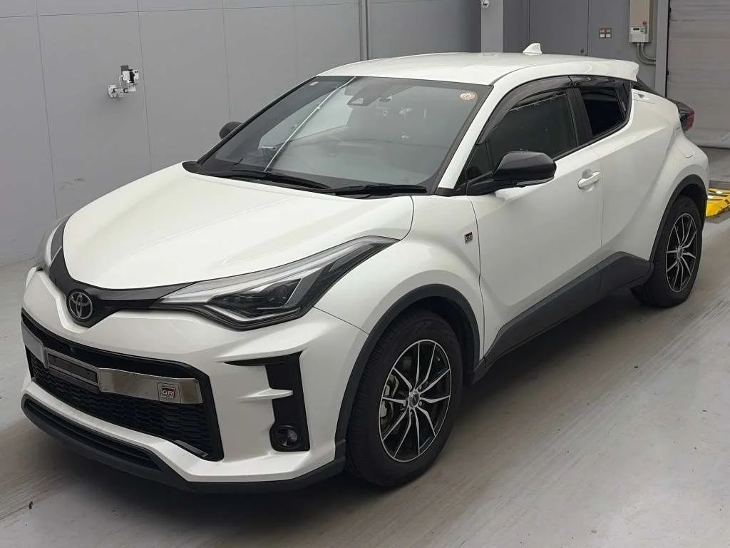 Toyota C-HR NGX50 2020