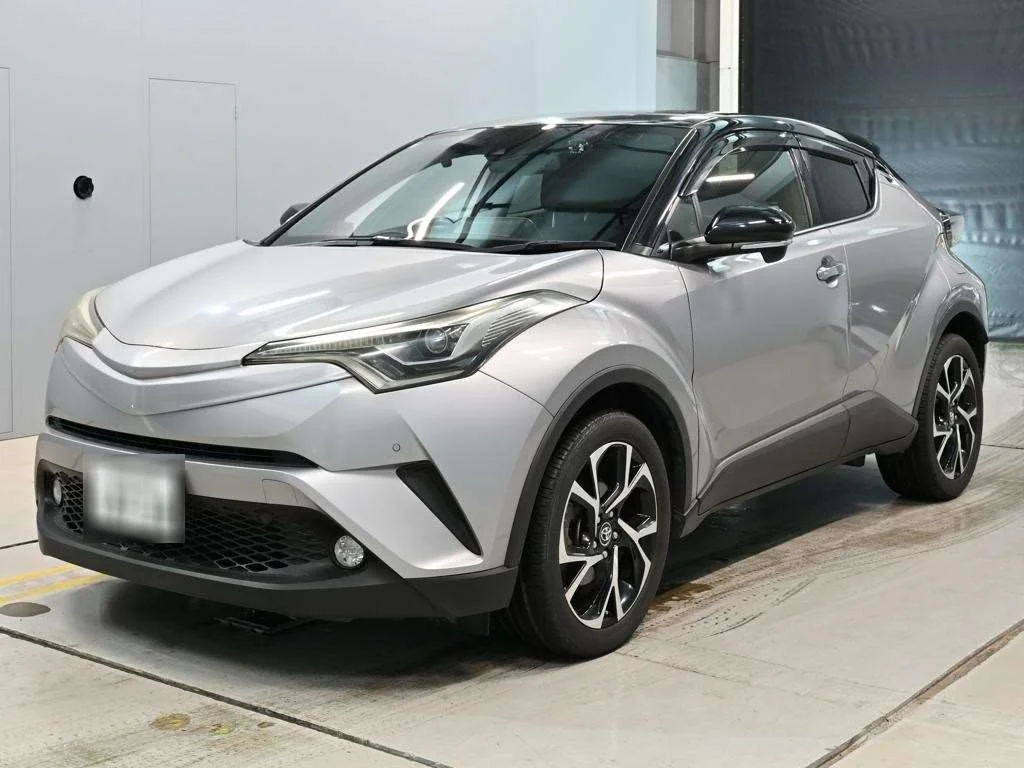 Toyota C-HR NGX50 2018