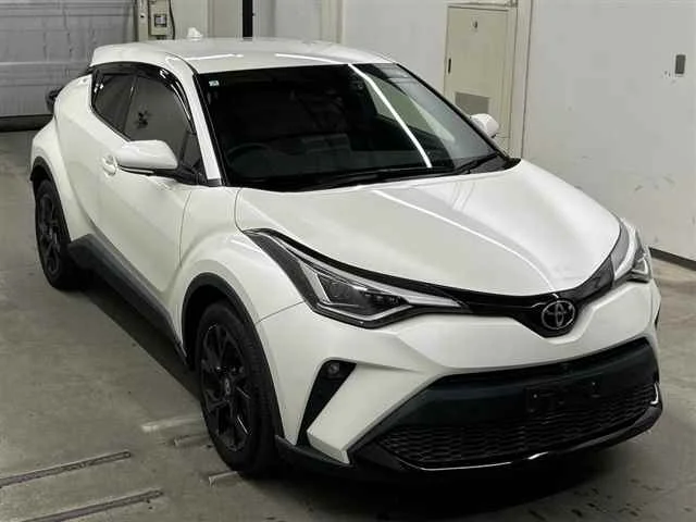 Toyota C-HR NGX50 2021