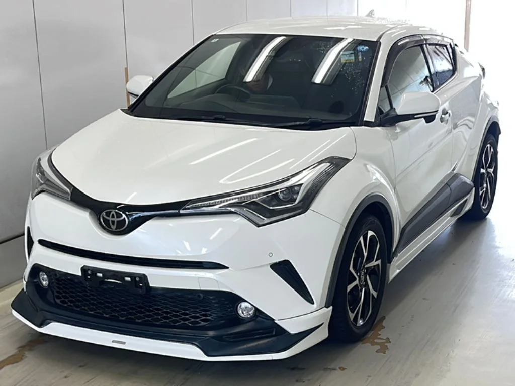 Toyota C-HR NGX50 2018