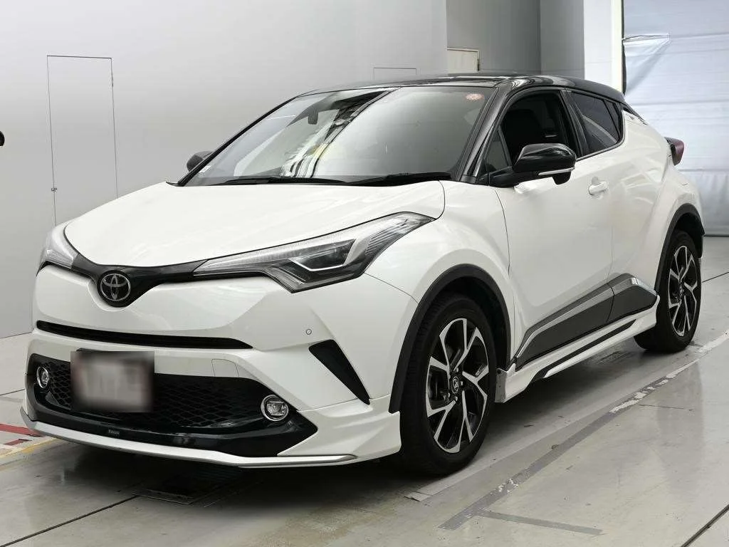 Toyota C-HR NGX50 2018
