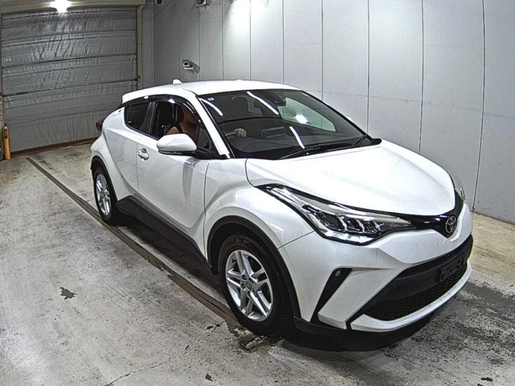 Toyota C-HR NGX50 2020